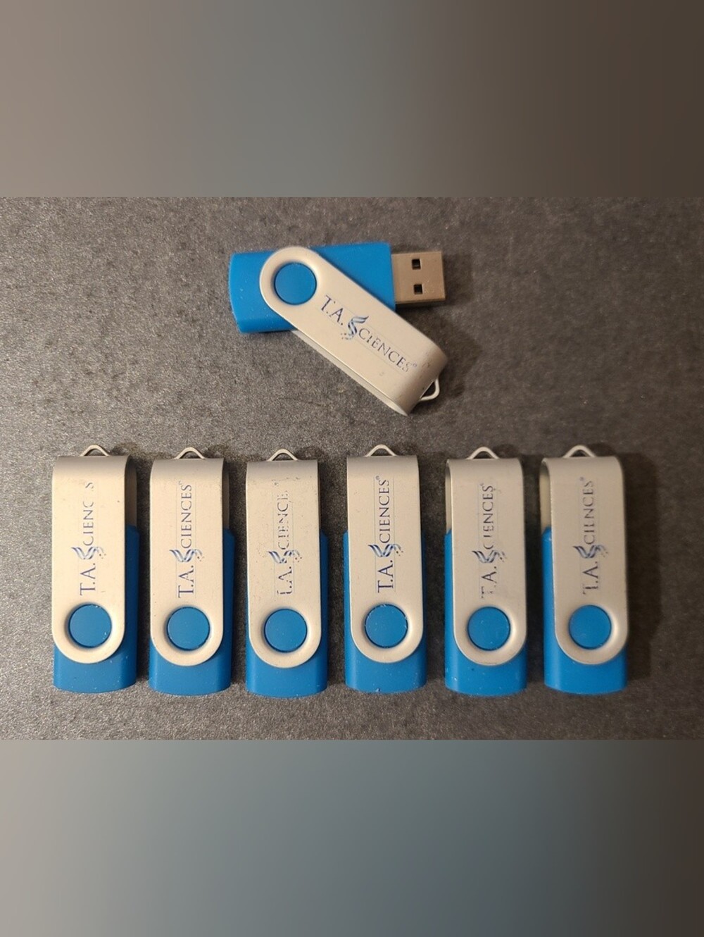 1GB - ONE Light Blue USB Flash Memory Thumb Drive Stick